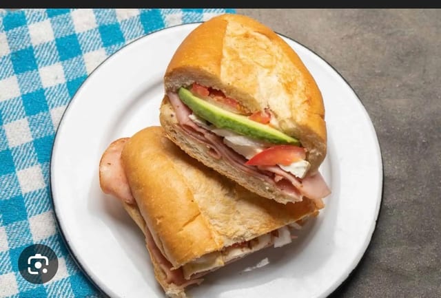 Torta Jamon Queso.